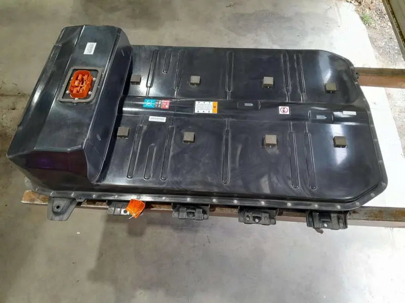 Chevrolet Bolt EV 2020 pack labeled 65 kWh battery pack
