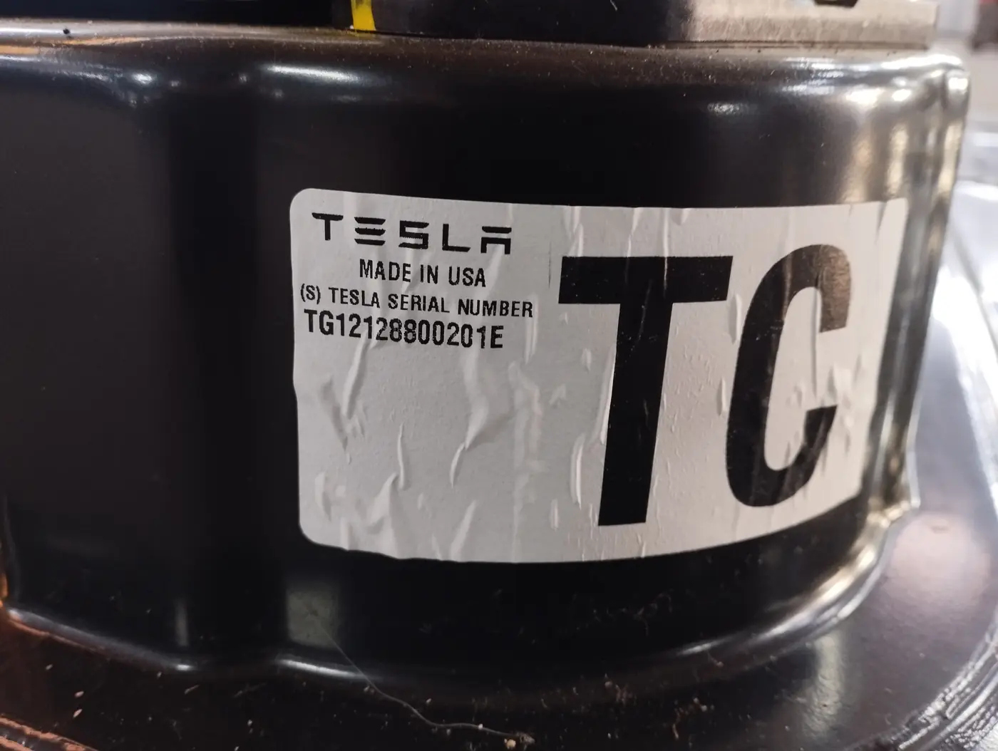 Tesla Model 3 RWD LFP pack BTF0, about MY2021, 55 kWh total battery pack