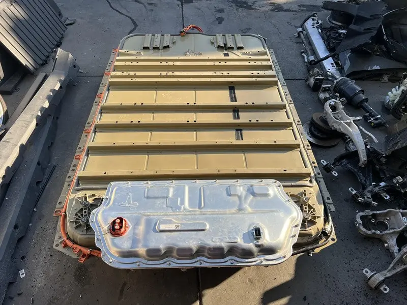 Tesla Cybertruck Powershare, PG&E approval 20 Apr 2026 battery pack