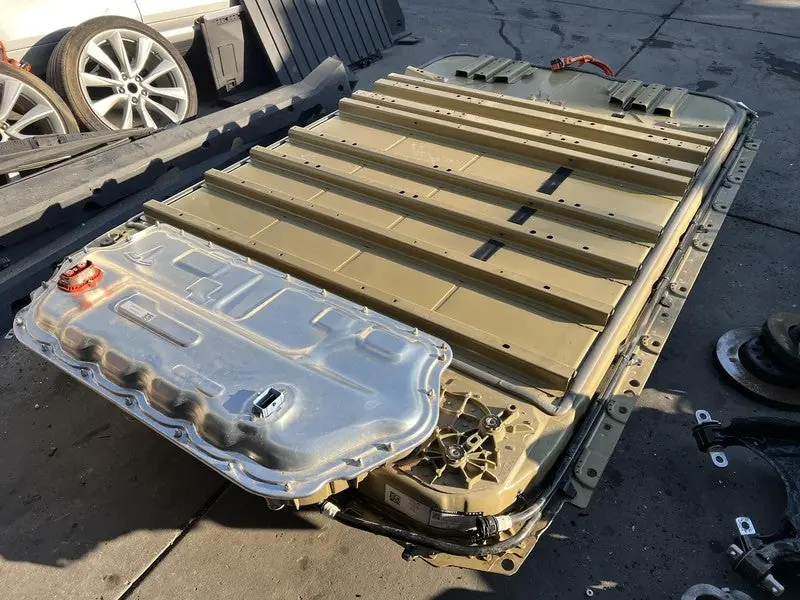 Tesla Cybertruck Powershare, PG&E approval 20 Apr 2026 battery pack