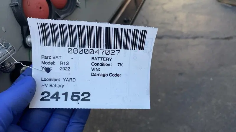 Rivian R1T Large pack on the Munro-based teardown, 141.1 kWh total (135 kWh usable) battery pack