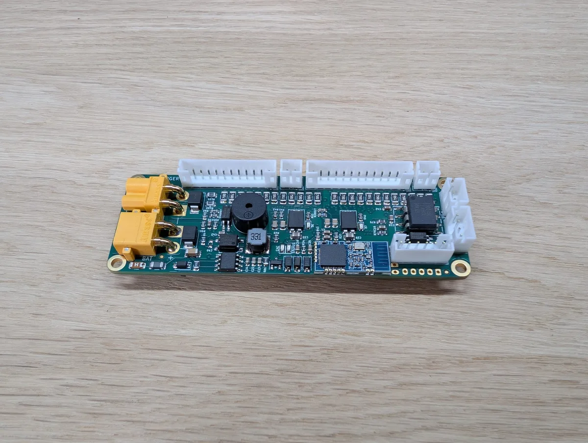 ENNOID-BMS (XLITE V4) (ENNOID (open hardware); MaxkGo clone)